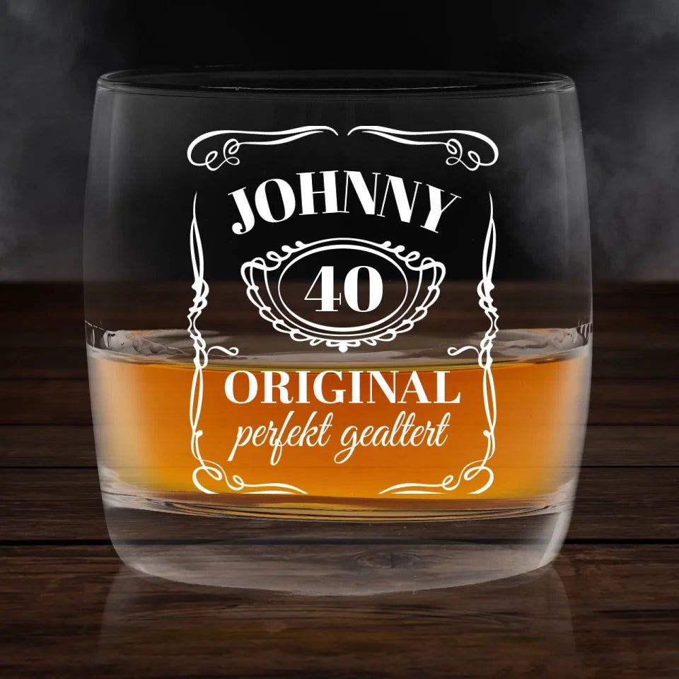 Graviertest Glas mit Jackie Geburtstags Motiv, Name & Alter - Customizer - drink4friends