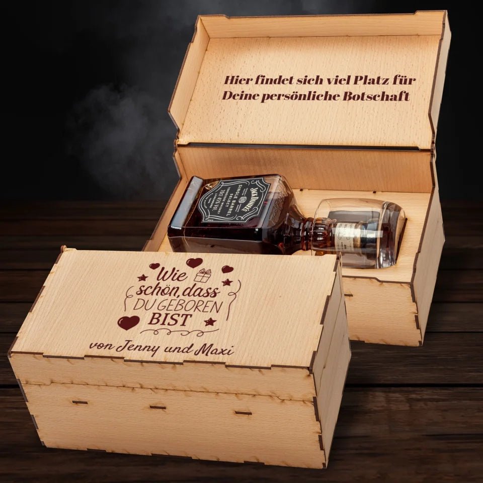 Jack Daniels Geschenkbox - Wie schön, dass du geboren bist - Customizer - drink4friends