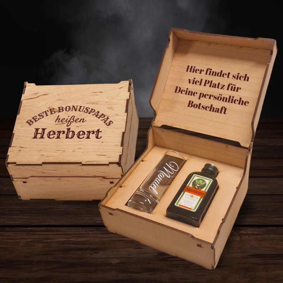 Jägermeister Geschenkbox - Beste Bonuspapas heißen... - Drink4friends - drink4friends