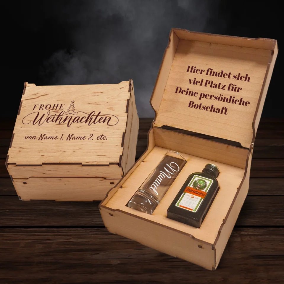 Jägermeister Geschenkbox - Frohe Weihnachten - Weihnachtsbaum - Drink4friends - drink4friends