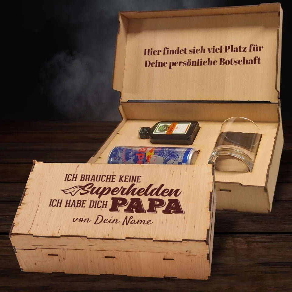 Jägermeister Geschenkbox - Ich brauche keine Superhelden, ich habe dich Papa - Drink4friends - drink4friends