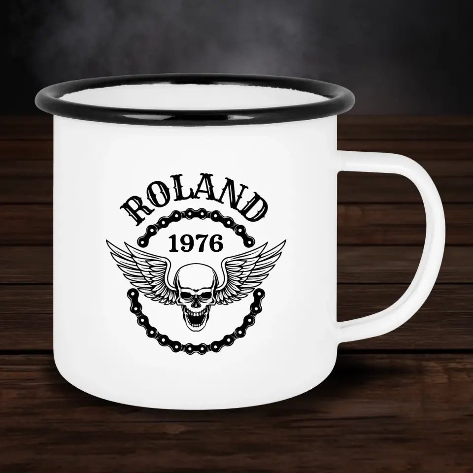 Personalisierte Emaille - Tasse mit Bikerskull, Name & Jahreszahl - Customizer - drink4friends