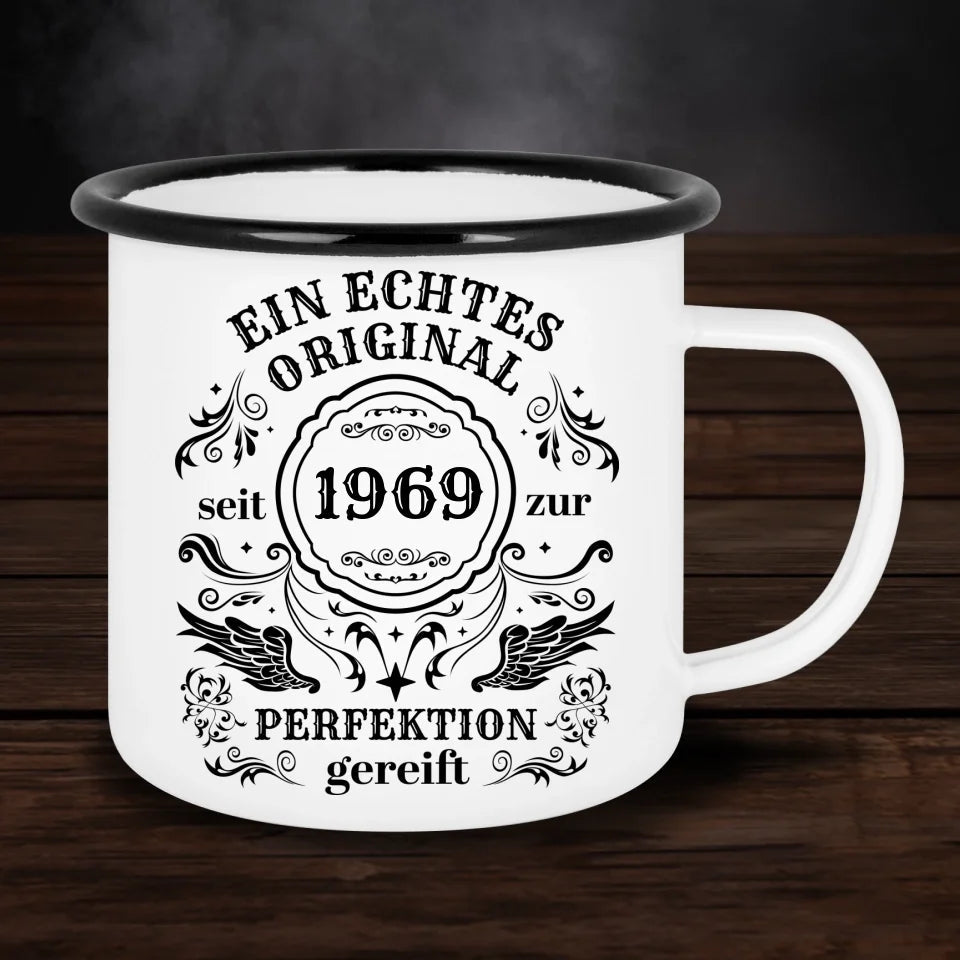 Personalisierte Geburtstags Emaille - Tasse - Echtes Original mit Jahreszahl - Customizer - drink4friends