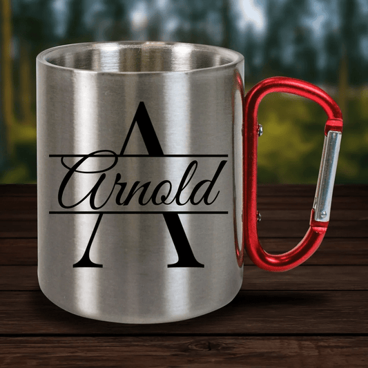 Personalisierte Karabiner Tasse - Buchstabe Serif - Customizer - drink4friends