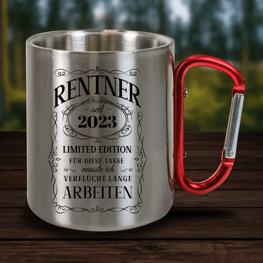 Personalisierte Karabiner Tasse für Rentner mit Jahreszahl personalisierbar - Customizer - drink4friends