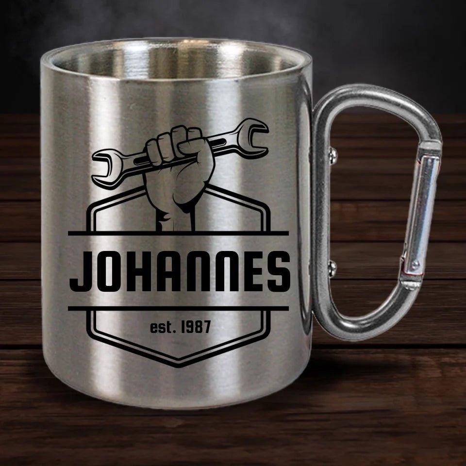 Personalisierte Karabiner Tasse mit Hand, Schlüssel & Name - Customizer - drink4friends